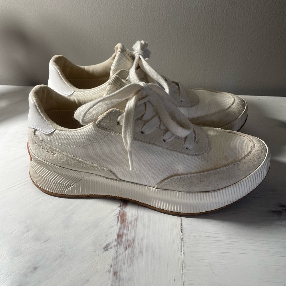 Out and about sorel sneaker